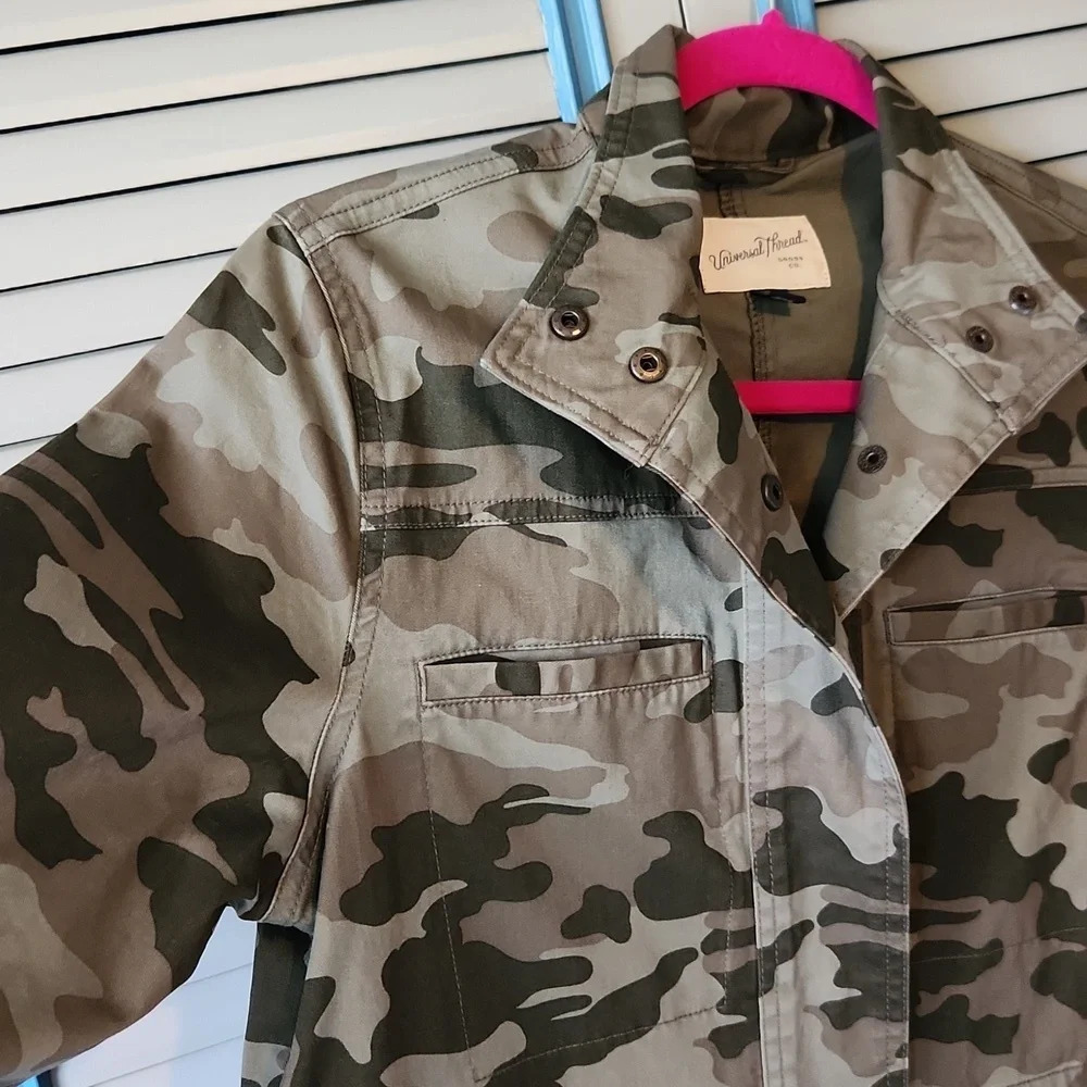 Universal Thread Grey Camo Jacket - Picture 5 of 14